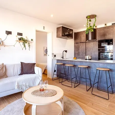 Apartment Penthouse By Unik *