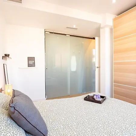 Penthouse By Unik Apartment Tarragona